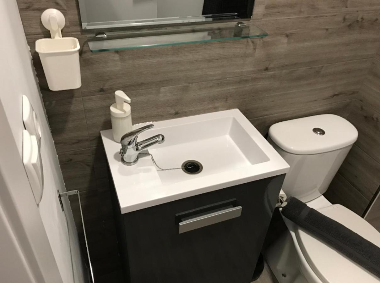 Pequeno Alojamiento Con Mini Piscina - No Climatizada Valensiya Dış mekan fotoğraf
