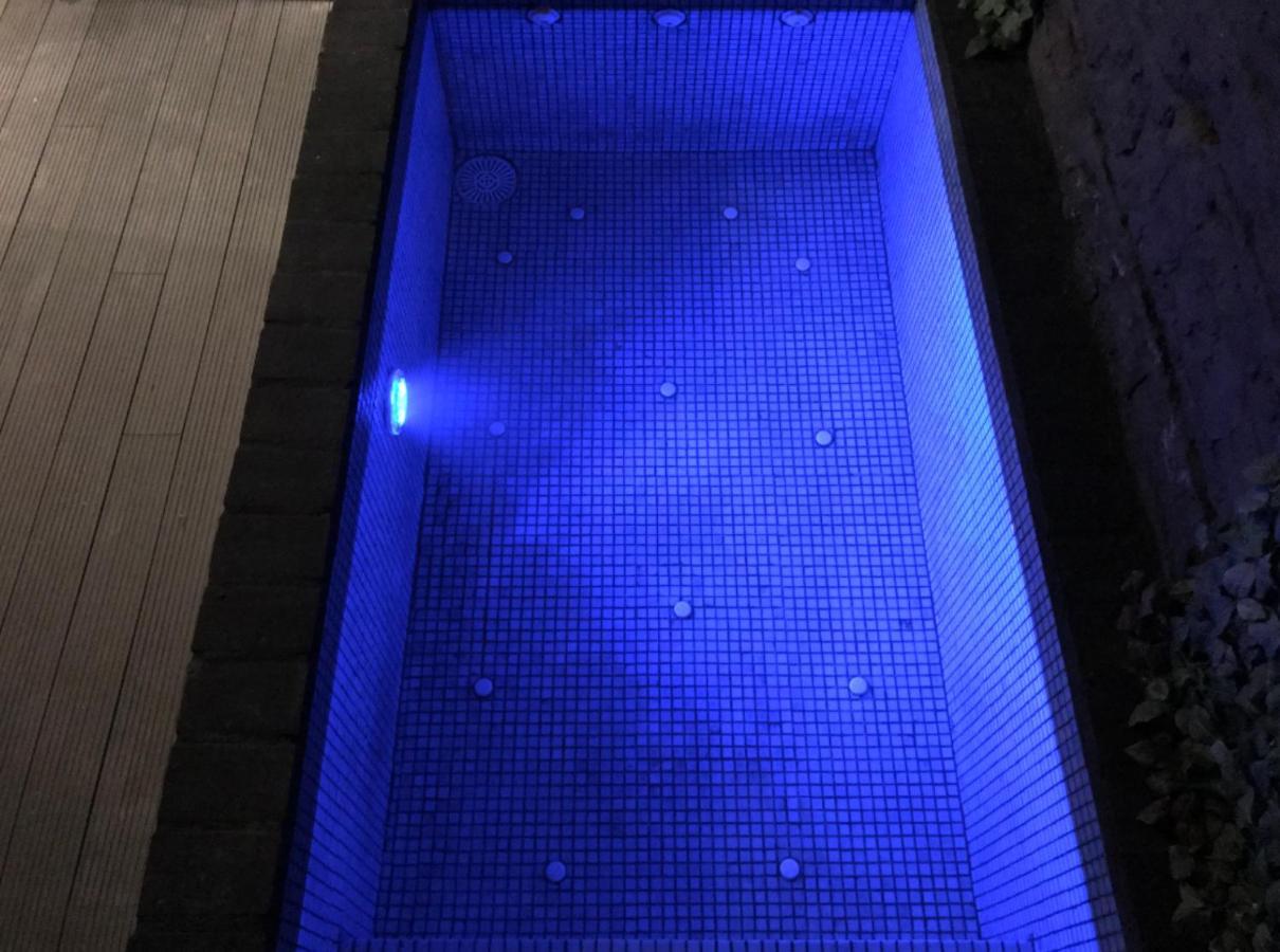 Pequeno Alojamiento Con Mini Piscina - No Climatizada Valensiya Dış mekan fotoğraf