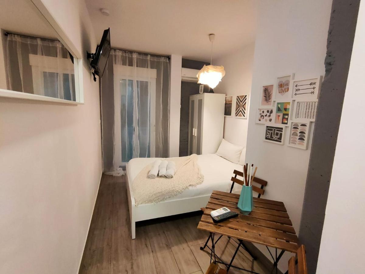 Pequeno Alojamiento Con Mini Piscina - No Climatizada Valensiya Dış mekan fotoğraf